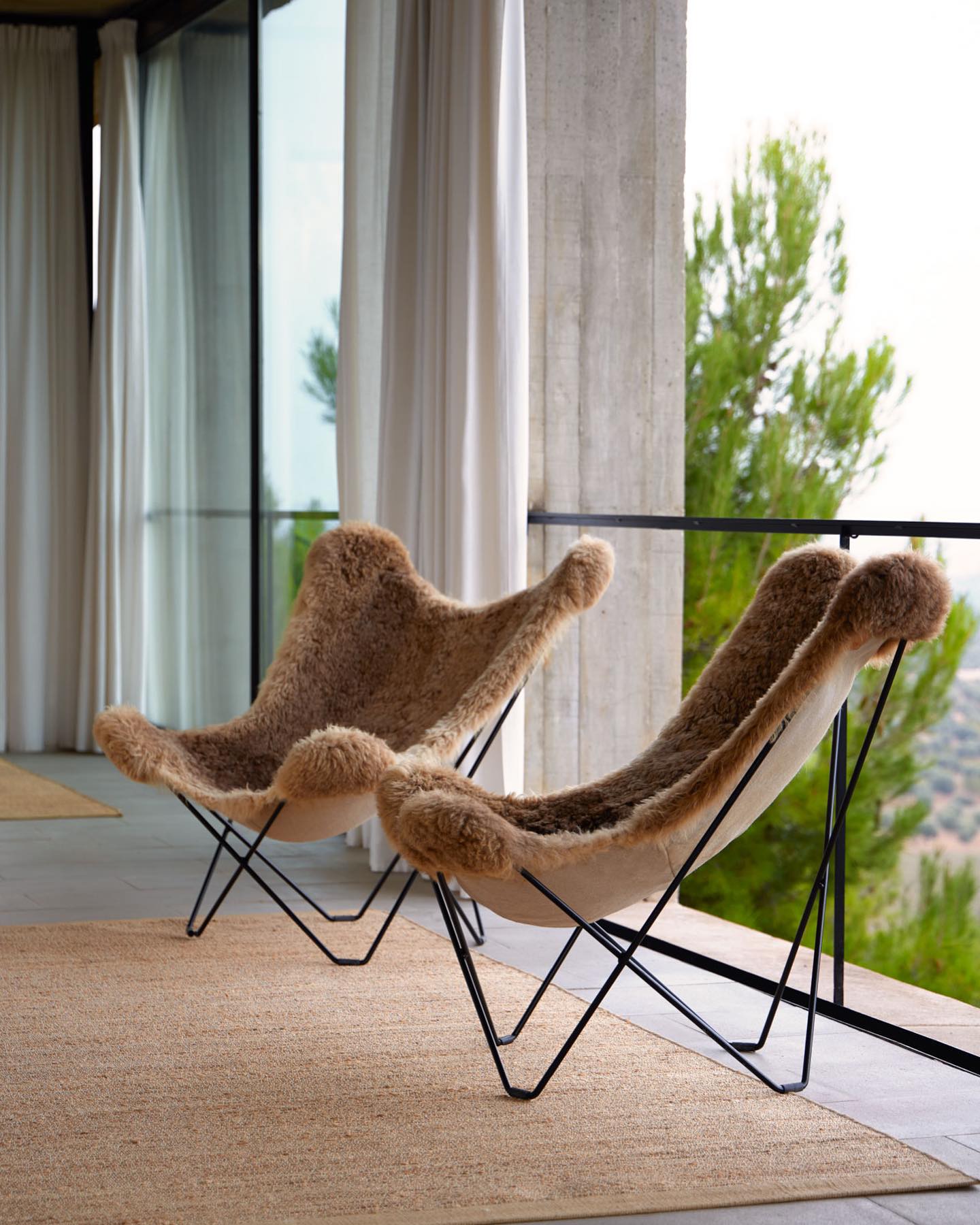 Leather Butterfly Chair 2025 – Authentic Swedish Design by Cuero